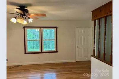 1375 Bradford Mountain Road, Lenoir, NC 28645 - Photo 9