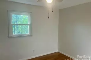 1375 Bradford Mountain Rd, Lenoir, NC 28645 - Photo 19