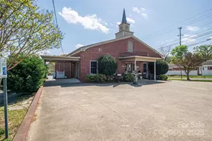 220 S Broad St, Gastonia, NC 28054 - Photo 1