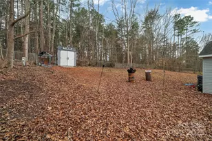 140 Wandering Ln, Bessemer City, NC 28016 - Photo 25