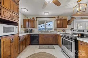 774 Belleview Rd, Franklin, NC 28734 - Photo 25