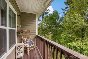 124 Foxden Dr, Fletcher, NC 28732 - Photo 1