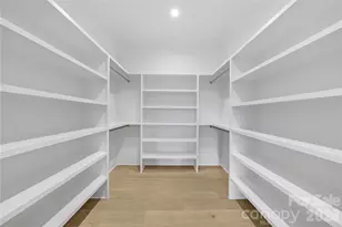 5031 Gilchrist Rd, Charlotte, NC 28211 - Photo 37