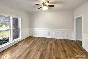 6204 River Birch Dr, Gastonia, NC 28056 - Photo 9