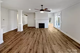 6204 River Birch Dr, Gastonia, NC 28056 - Photo 3