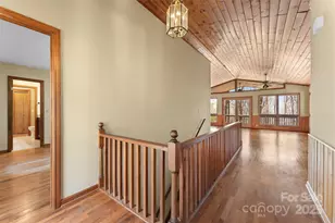 1 Sleepy Hollow Dr, Maggie Valley, NC 28751 - Photo 3