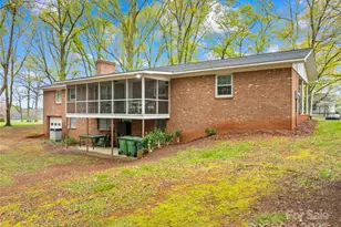 322 S Main St, Shelby, NC 28152 - Photo 7