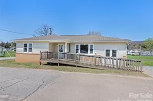 13 Depot St, Clyde, NC 28721 - Photo 3