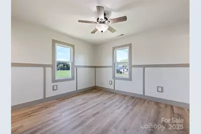 13 Depot Street, Clyde, NC 28721 - Photo 19