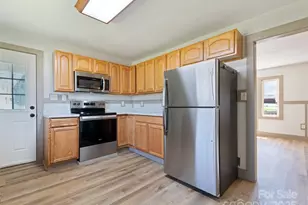 13 Depot St, Clyde, NC 28721 - Photo 11