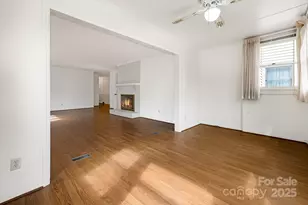 411 Britton Creek Dr, Hendersonville, NC 28791 - Photo 13