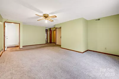 411 Britton Creek Drive #401, Hendersonville, NC 28791 - Photo 23