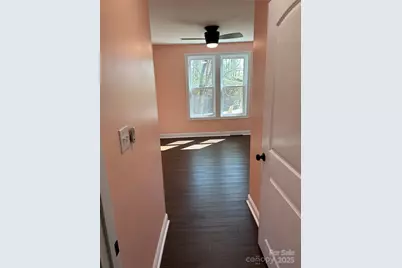 219 W Highland Avenue, Elkin, NC 28621 - Photo 13