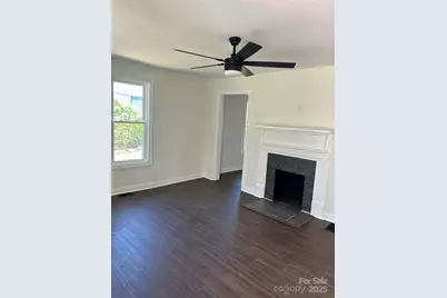 219 W Highland Avenue, Elkin, NC 28621 - Photo 7