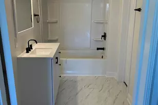 219 W Highland Ave, Elkin, NC 28621 - Photo 15