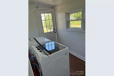 219 W Highland Avenue, Elkin, NC 28621 - Photo 17