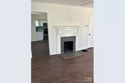 219 W Highland Avenue, Elkin, NC 28621 - Photo 5