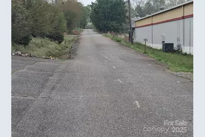 2244 Magnolia Place #2, Morganton, NC 28655 - Photo 7