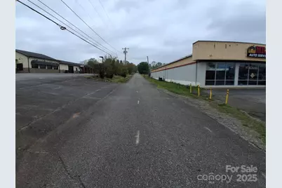 2244 Magnolia Place #2, Morganton, NC 28655 - Photo 9