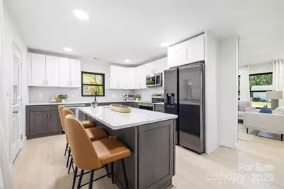 3801 Woodleaf Road, Charlotte, NC 28205 - Photo 5