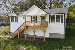 12 Holcombe Rd, Candler, NC 28715 - Photo 1