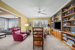 457 Overlook Dr, Spruce Pine, NC 28777 - Photo 7