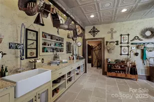 205 W Indrio Rd, Blowing Rock, NC 28605 - Photo 37