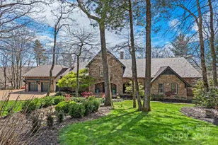 205 W Indrio Rd, Blowing Rock, NC 28605 - Photo 3