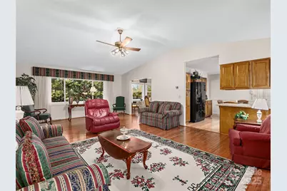 525 Maren Court, Hendersonville, NC 28739 - Photo 5