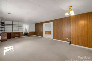 525 Maren Ct, Hendersonville, NC 28739 - Photo 27