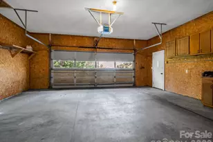 525 Maren Ct, Hendersonville, NC 28739 - Photo 13