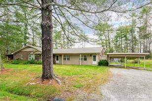 621 Price Rd, Hendersonville, NC 28739 - Photo 19