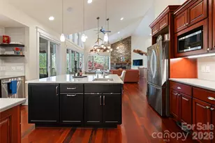 256 Senator Reynolds Rd, Asheville, NC 28804 - Photo 17