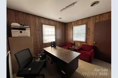 420 W Main Street, Albemarle, NC 28001 - Photo 11