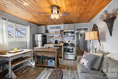 301 Pinnacle Inn Road #3302, Beech Mountain, NC 28604 - Photo 7