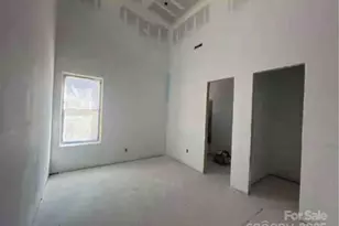 8038 Pawtuckett Rd, Charlotte, NC 28214 - Photo 7