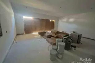 8038 Pawtuckett Rd, Charlotte, NC 28214 - Photo 21