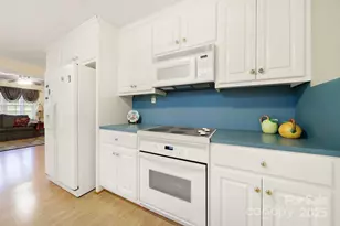 4462 Flat Creek Rd, Heath Springs, SC 29058 - Photo 9