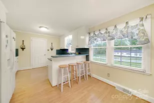 4462 Flat Creek Rd, Heath Springs, SC 29058 - Photo 11