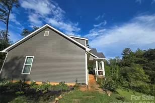 19 Higgins Rd, Weaverville, NC 28787 - Photo 3