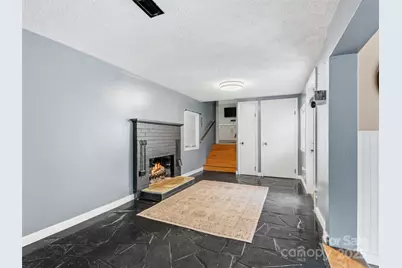 12982 US 19W Highway, Burnsville, NC 28714 - Photo 21