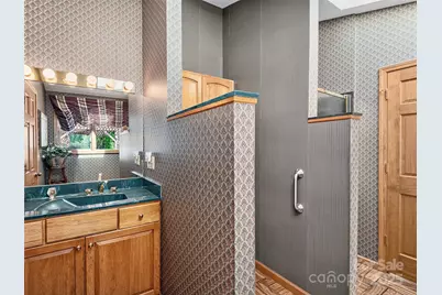 1300 Randy Drive, Hendersonville, NC 28791 - Photo 21