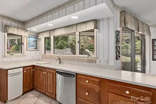 1300 Randy Dr, Hendersonville, NC 28791 - Photo 13