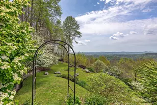 1300 Randy Dr, Hendersonville, NC 28791 - Photo 31