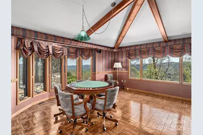 1300 Randy Drive, Hendersonville, NC 28791 - Photo 17