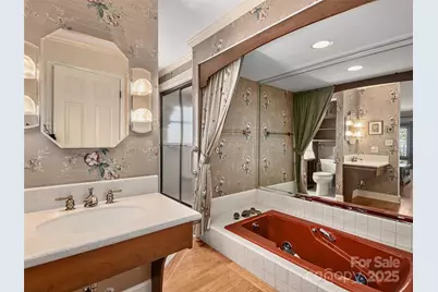 1300 Randy Drive, Hendersonville, NC 28791 - Photo 23