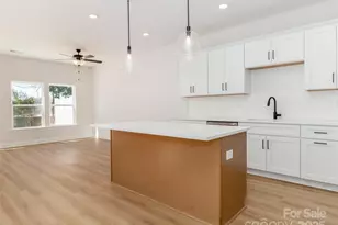 2505 Elon St, Charlotte, NC 28208 - Photo 7