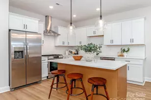 2507 Elon St, Charlotte, NC 28208 - Photo 5