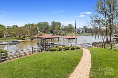 220 Chandeleur Drive, Mooresville, NC 28117 - Photo 27