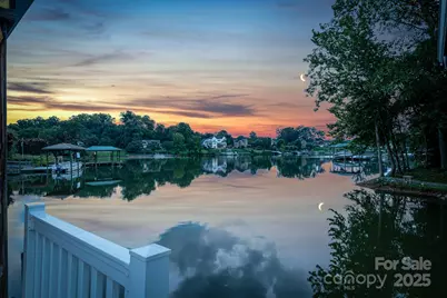 220 Chandeleur Drive, Mooresville, NC 28117 - Photo 3